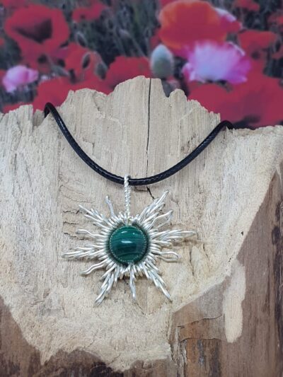 #977 - pendentif SOLEIL malachite