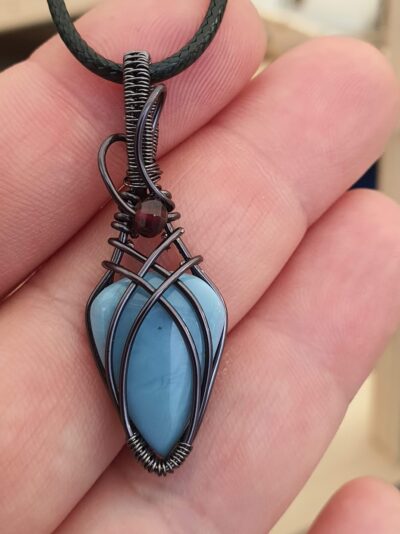 #1028 - pendentif opale bleue Owyhee