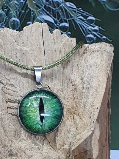 #1047-1 - Pendentif œil vert – Image 2