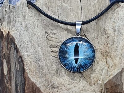 #1047-3 - pendentif oeil bleu clair 20 mm