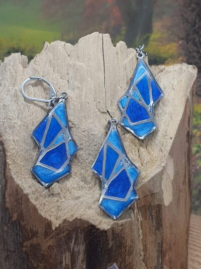 #1039 - boucles d'oreilles géométriques "VITRAIL", en camaïeu de bleus – Image 2