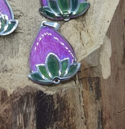 #1044 - pendentif LOTUS