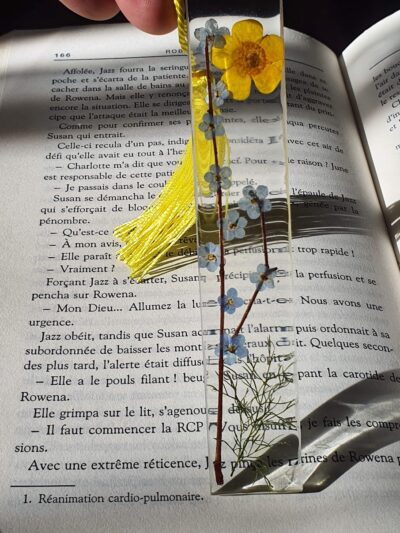 #882-10 - Grand marque-page "MYOSOTIS & BOUTON D'OR" – Image 2