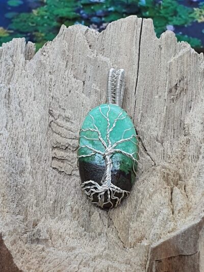 #1051- pendentif arbre de vie sur chrysoprase