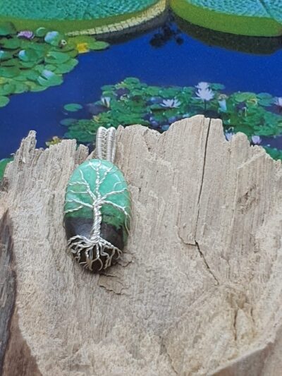 #1051- pendentif arbre de vie sur chrysoprase – Image 2