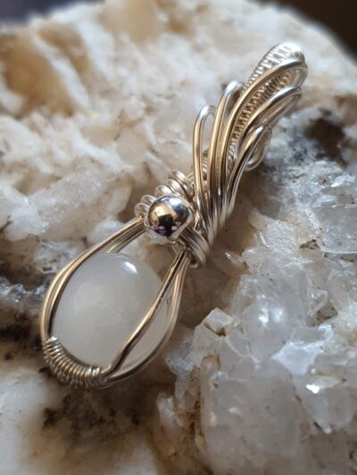 #1048 - pendentif mini pierre de lune adulaire – Image 4