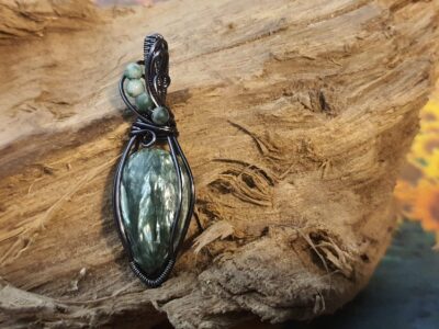 #1060 - pendentif séraphinite et jade