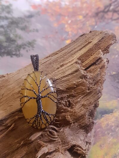 #1068 - pendentif arbre de vie sur aventurine jaune