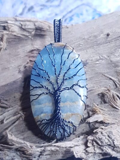 #983-2 - pendentif arbre de vie Onyx bleue