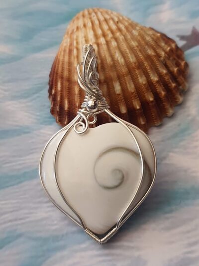 #1074 - pendentif oeil de Shiva COEUR