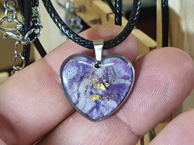 #1111-2- pendentif Cœur parme