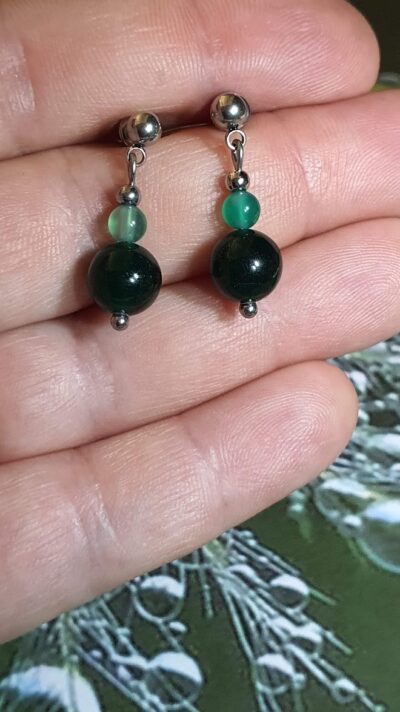 boucles d'oreilles jade et acier inoxydable doré