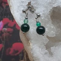 boucles d'oreilles en jade de 2 couleur et en acier inoxydable