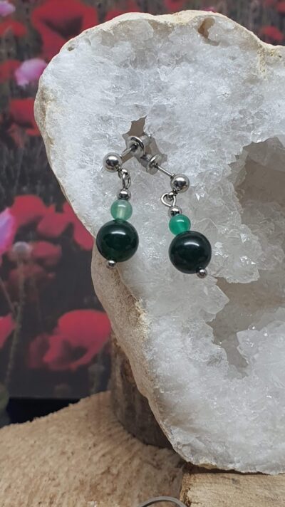 boucles d'oreilles en jade de 2 couleur et en acier inoxydable