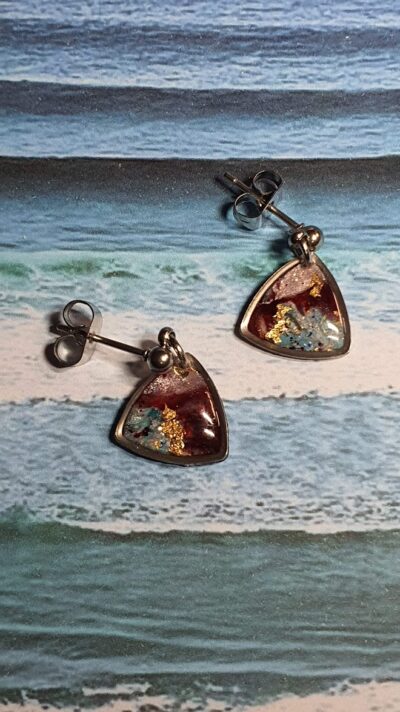 #1202 - boucles d'oreilles Métamorphose triangle bleu/rouge/or – Image 3