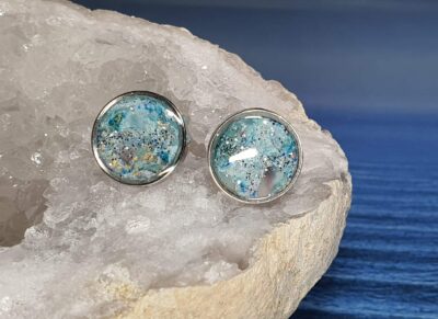 puces d'oreilles acier inoxydable et argile polymère bleues et paillettes argentées