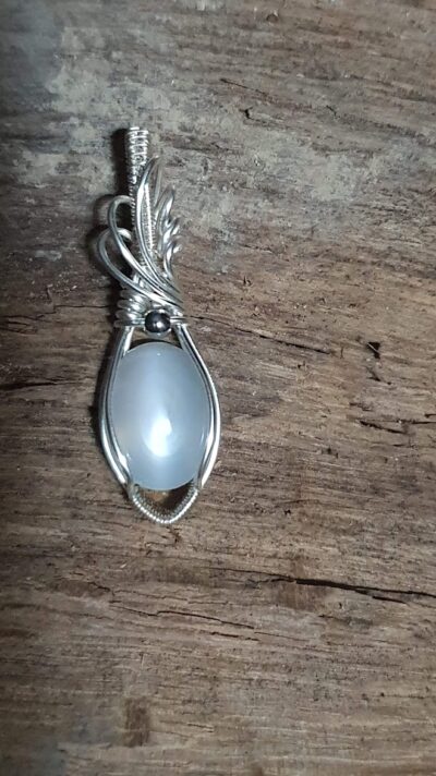 pendentif pierre de lune blanche adulaire wire wrapping argenté mariage