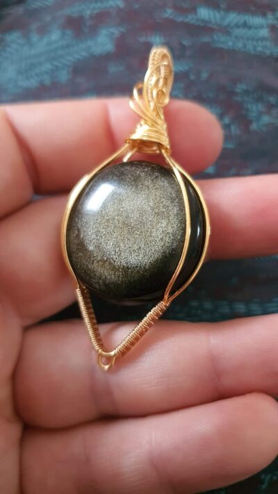 pendentif obsidienne dorée ronde wire wrapping fil doré