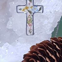 #779-11 - Pendentif Croix Fleurie "Foi et Nature"