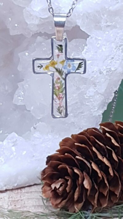 #779-11 - Pendentif Croix Fleurie "Foi et Nature"