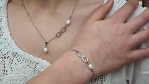 Bracelet acier inoxydable et perle d'eau douce, symbole infini pour mariage