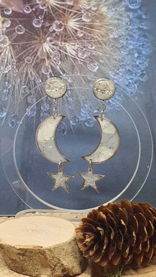boucles d'oreilles marbrées nuit étoilé avec sa lune et son étoile