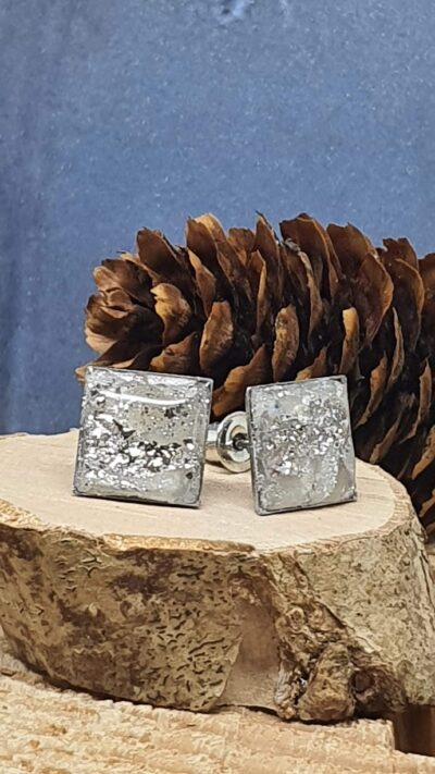 boucles d'oreilles petits clous carrés marbrés pour mariage