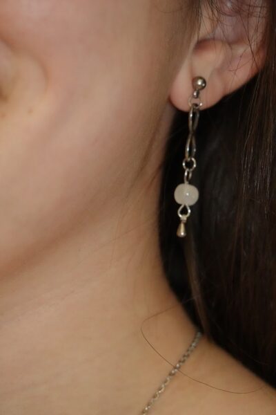 Boucles d'oreilles en perle de péristérite avec symbole infini pour robe de mariée