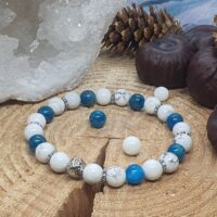 Bracelet apatite et howlite sur rondin de bois, intercalaires inox argentés